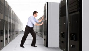 Choosing Between Dedicated and Virtual Private Servers