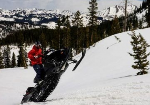 Experience Thrill Of Snowmobiling In Colorado