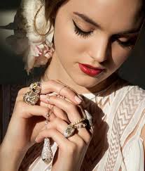 How to Choose the Perfect Jewellery for Your Outfit by pierceoff.com.au