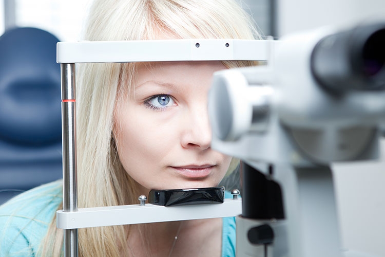Choose A Top Rated Optometrist For Optimum Eye Health