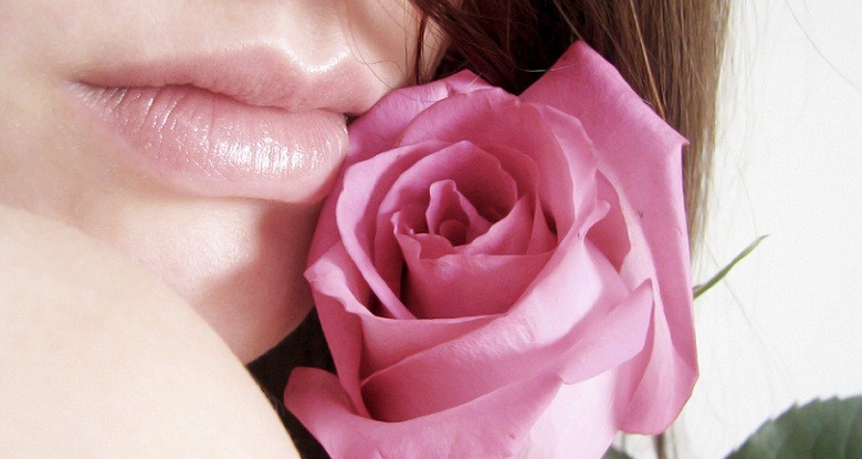Top 7 Home Remedies For Dark Lips