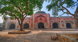 Jamali Kamli Mosque in Mehrauli