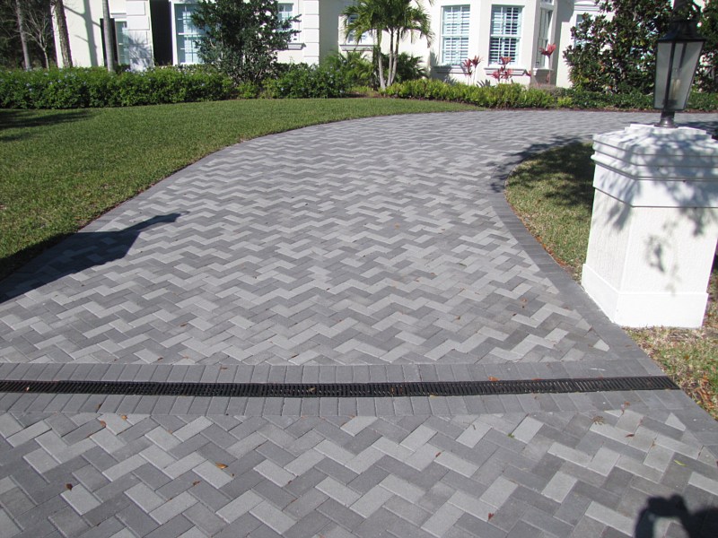 Driveways Kingston: Having Hefty Driveway Holds The Priority To Change A Look Of Your House