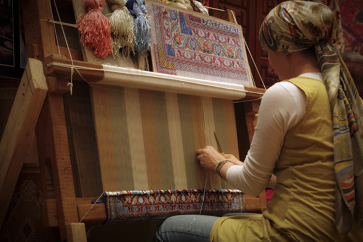 Explore Handmade Rugs While Traveling To Exotic Locations