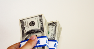 Why Do People Take Out Short Term Loans Online and Are They A Good Idea