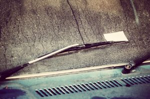 4 Ways To Prevent Chips and Scratches On Your Windshield